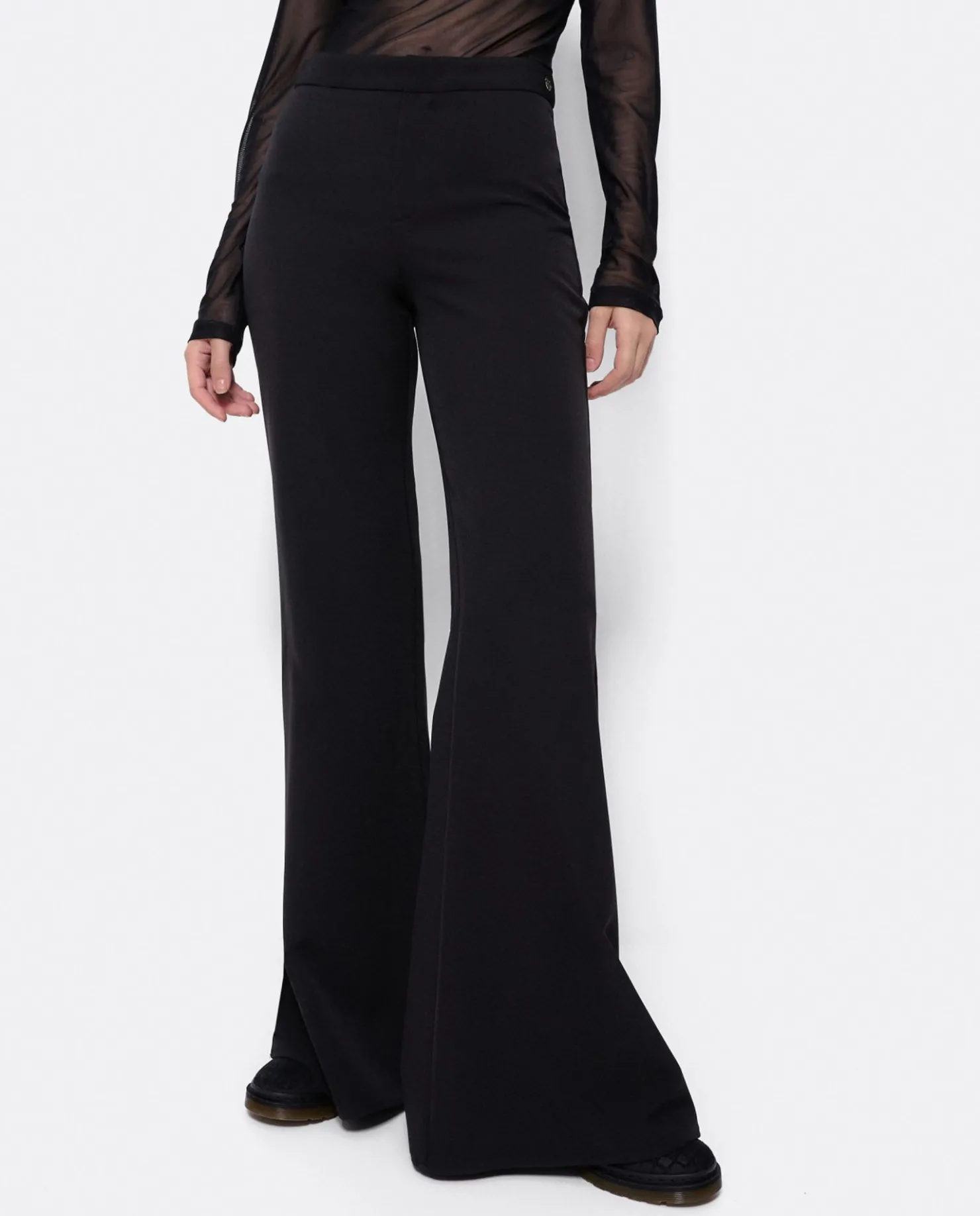 Cuplé Pantalon Campana Doble Tela Negro